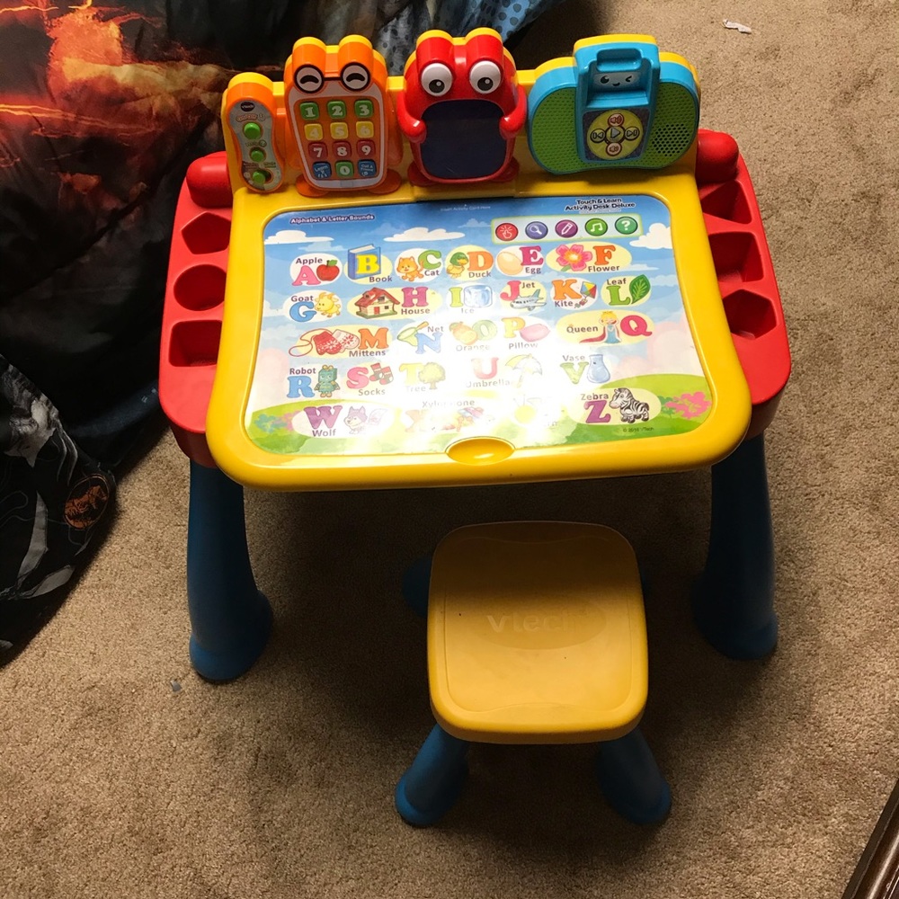 VTech interactive desk and stool for kids!! - Picture 1 of 3